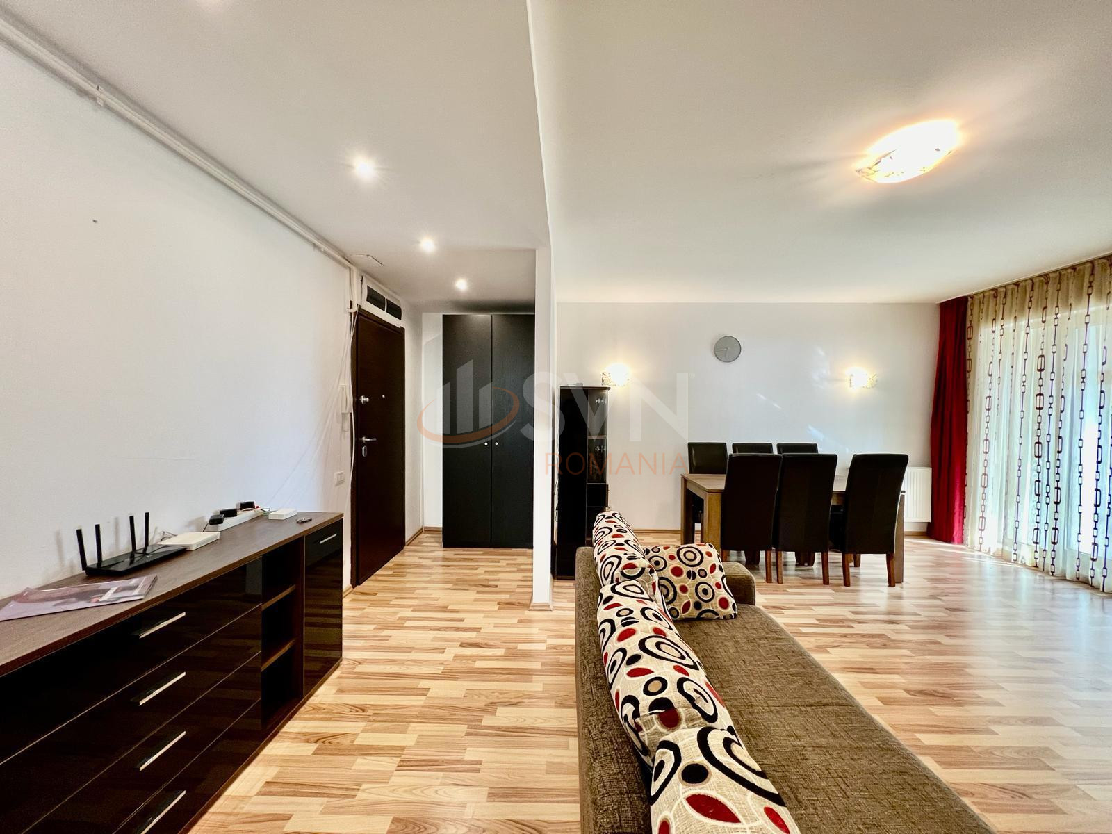 3 camere cu loc parcare exterior inclus Bucuresti/Uverturii