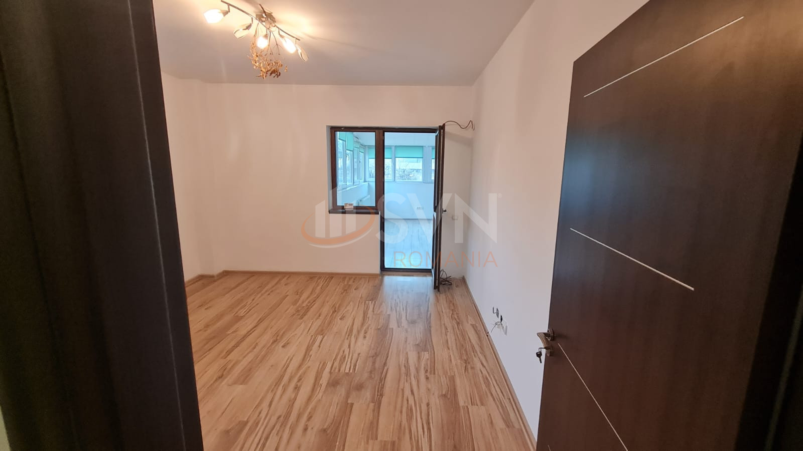 3 camere cu loc parcare exterior inclus Bucuresti/Pacii