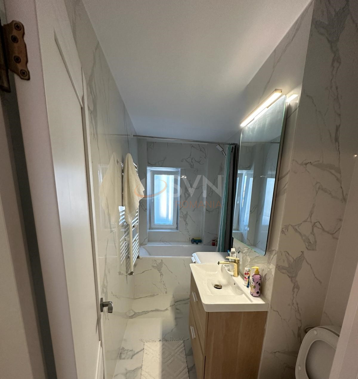 3 camere cu loc parcare exterior inclus Bucuresti/Decebal