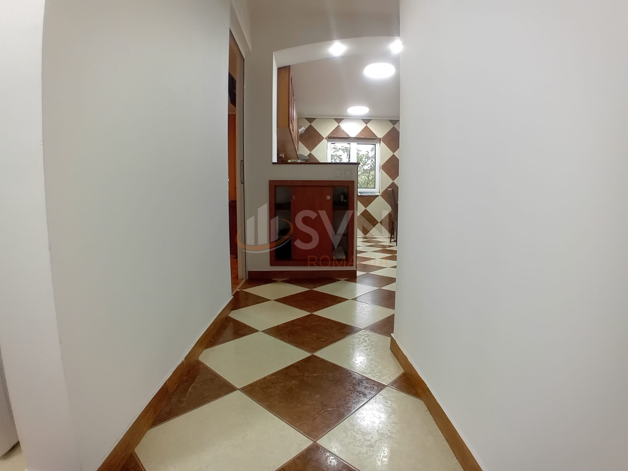 3 camere cu loc parcare exterior inclus Bucuresti/Aparatorii Patriei