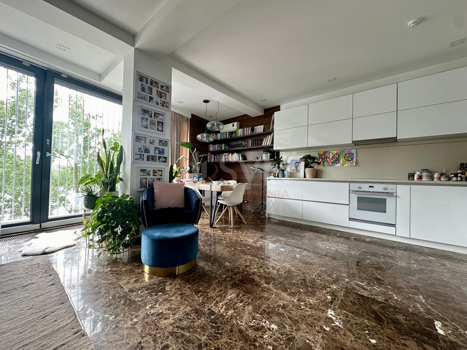 3 camere cu loc parcare exterior inclus Bucuresti/Baneasa