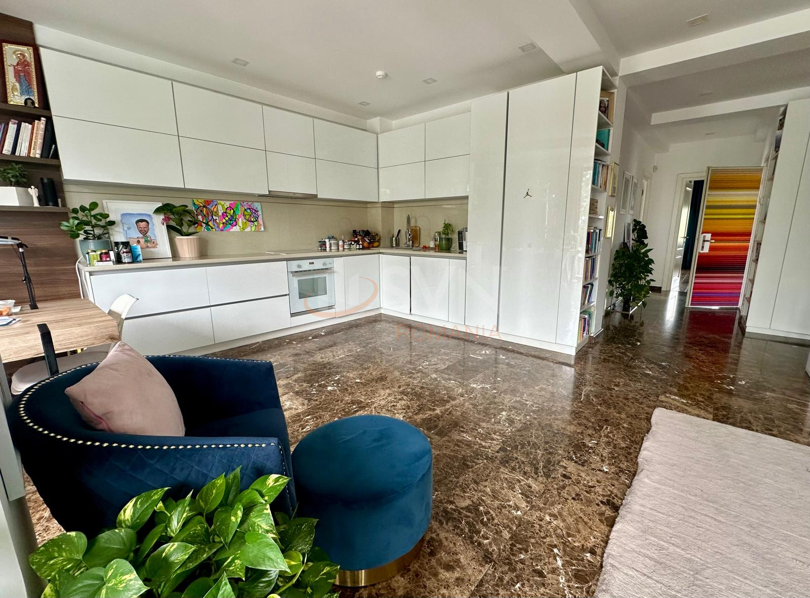 3 camere cu loc parcare exterior inclus Bucuresti/Baneasa