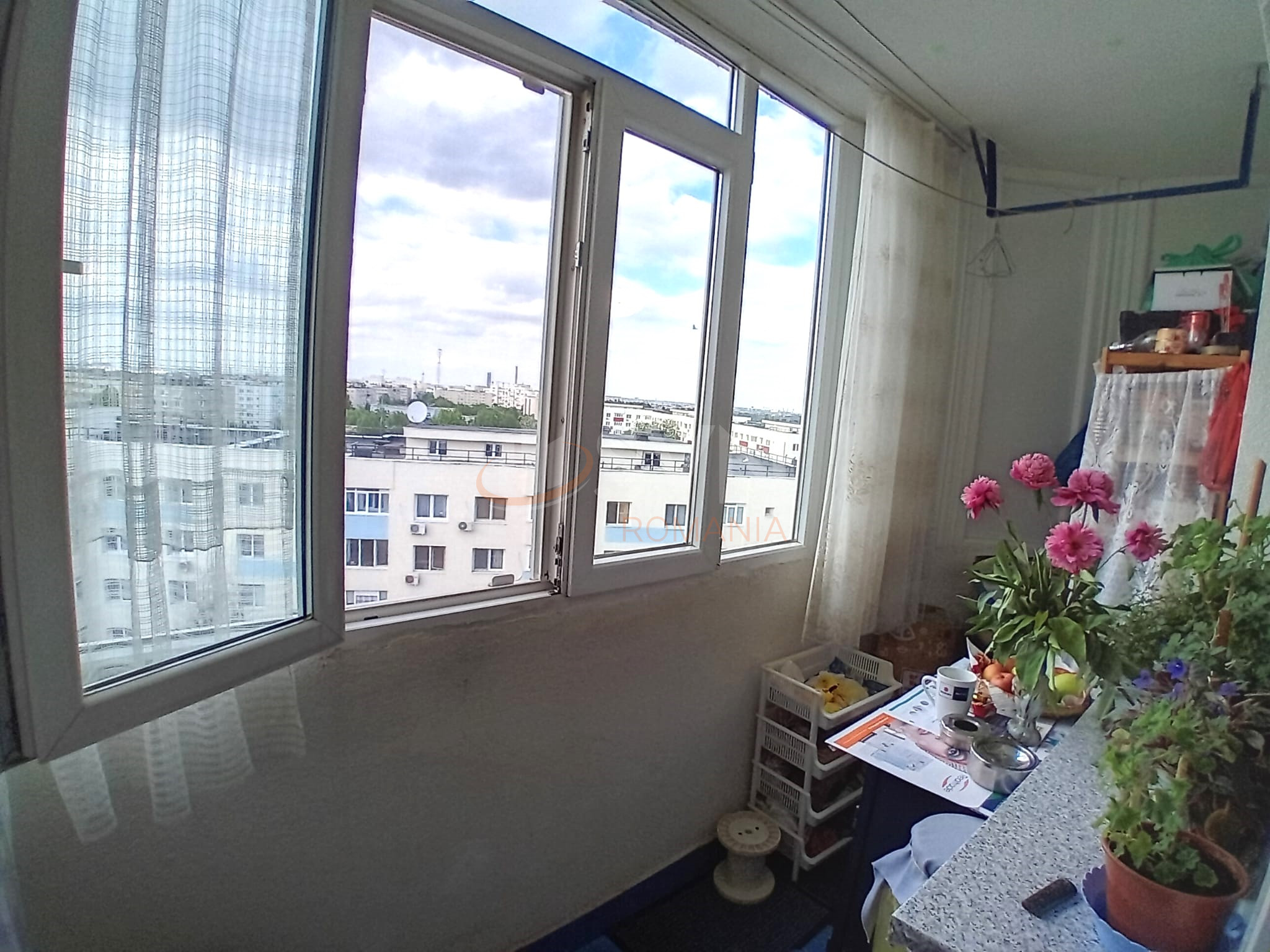 3 camere cu loc parcare exterior inclus Bucuresti/Aparatorii Patriei