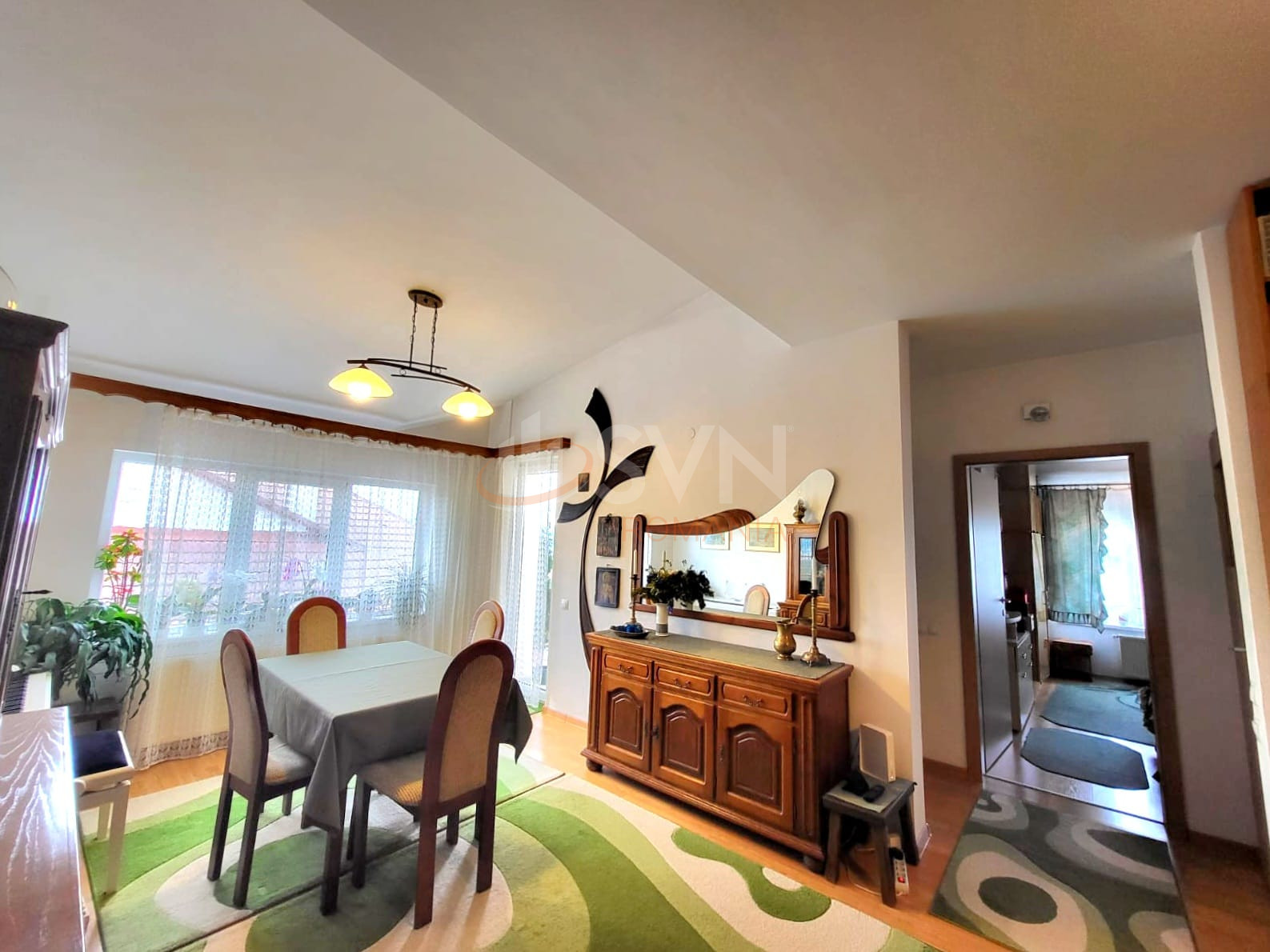 3 camere cu loc parcare exterior inclus Cluj/Semicentral