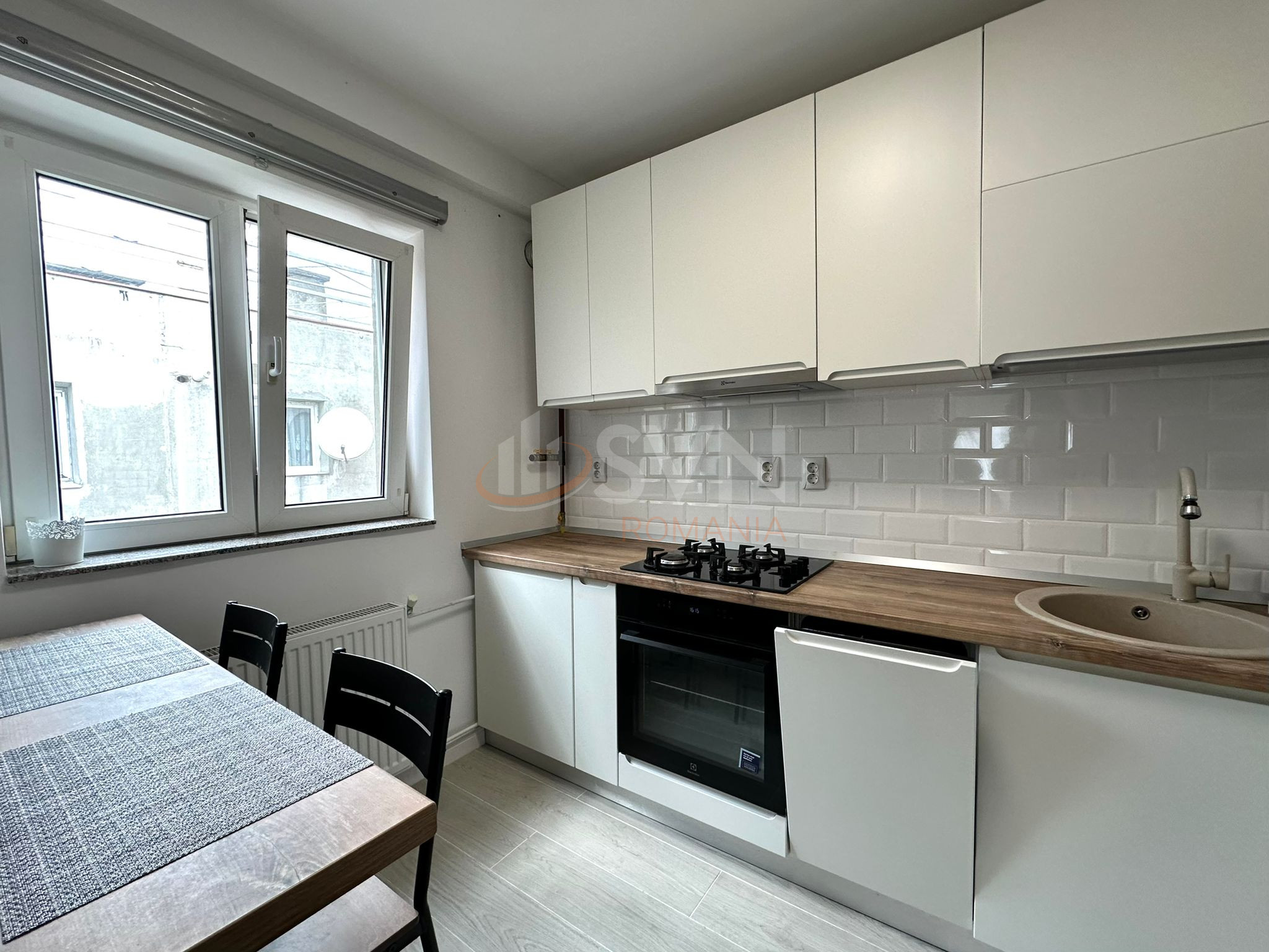 3 camere cu loc parcare exterior inclus Bucuresti/Tineretului