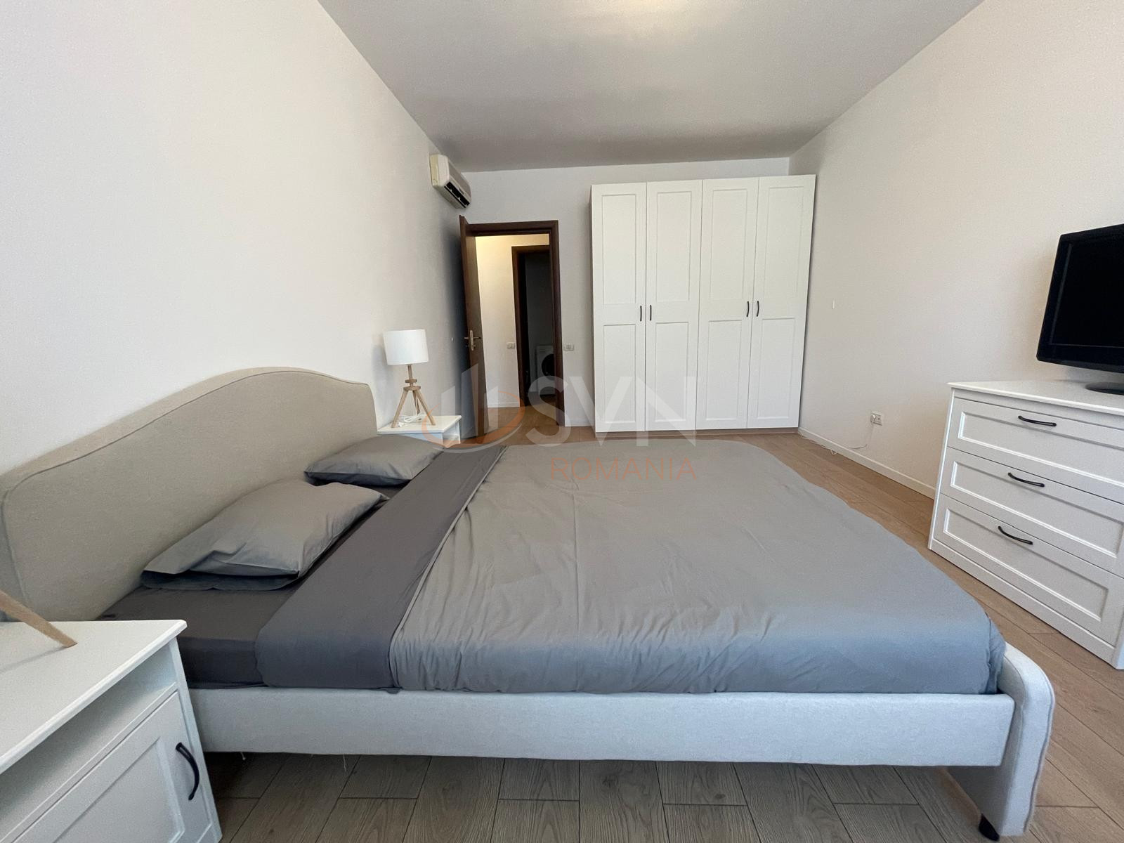 3 camere cu loc parcare exterior inclus Bucuresti/Herastrau