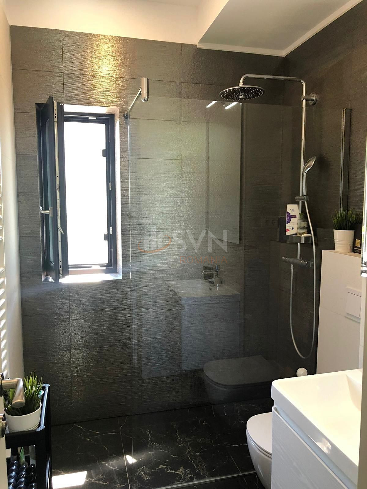 3 camere cu loc parcare exterior inclus Bucuresti/Pipera