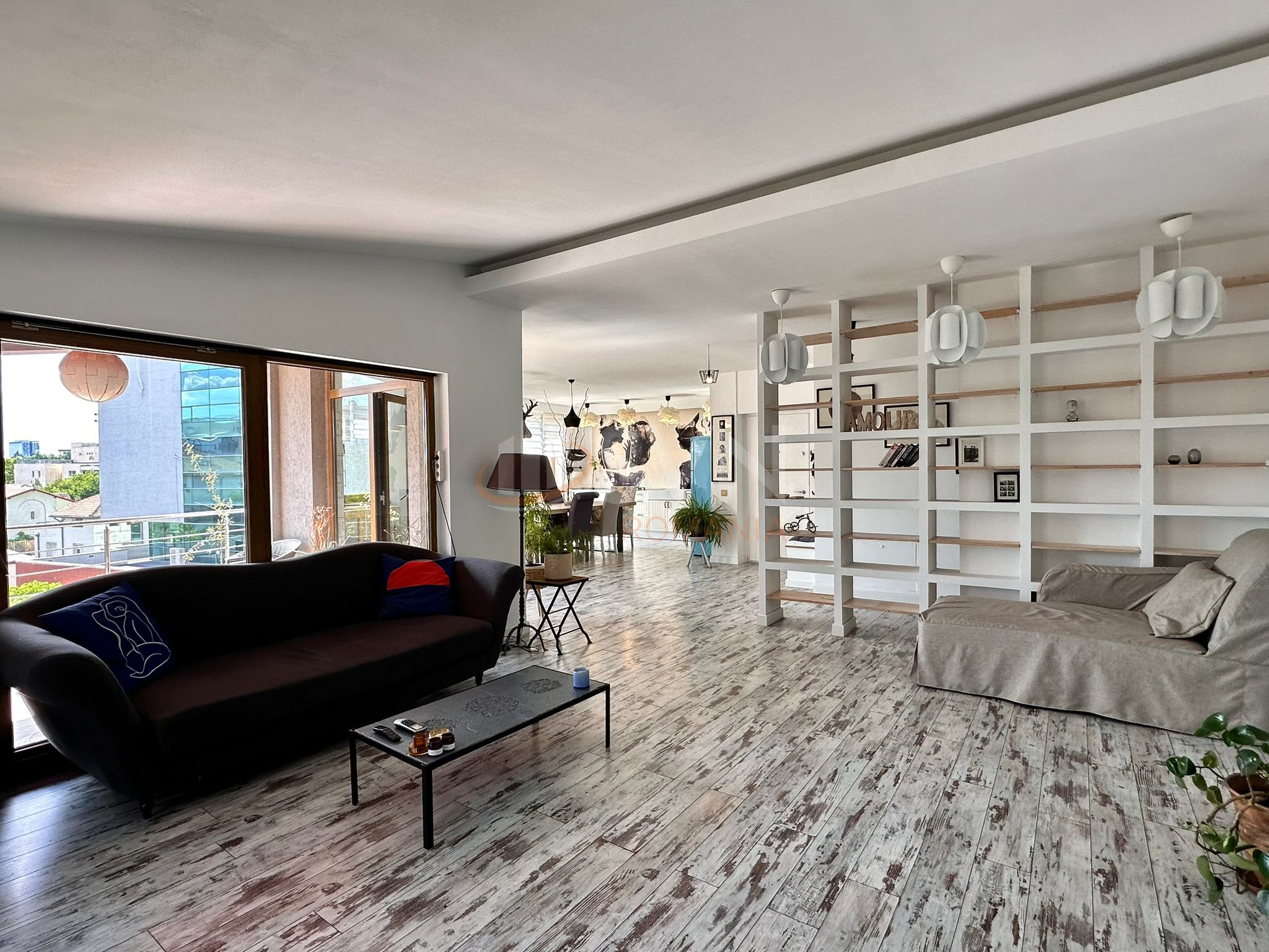 3 camere cu loc parcare exterior inclus Bucuresti/Herastrau