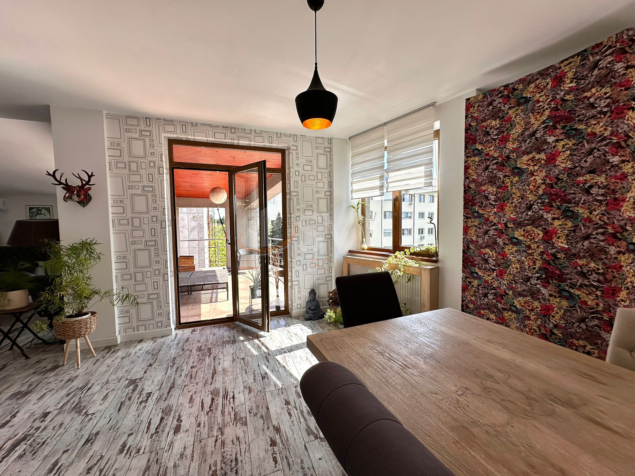 3 camere cu loc parcare exterior inclus Bucuresti/Herastrau