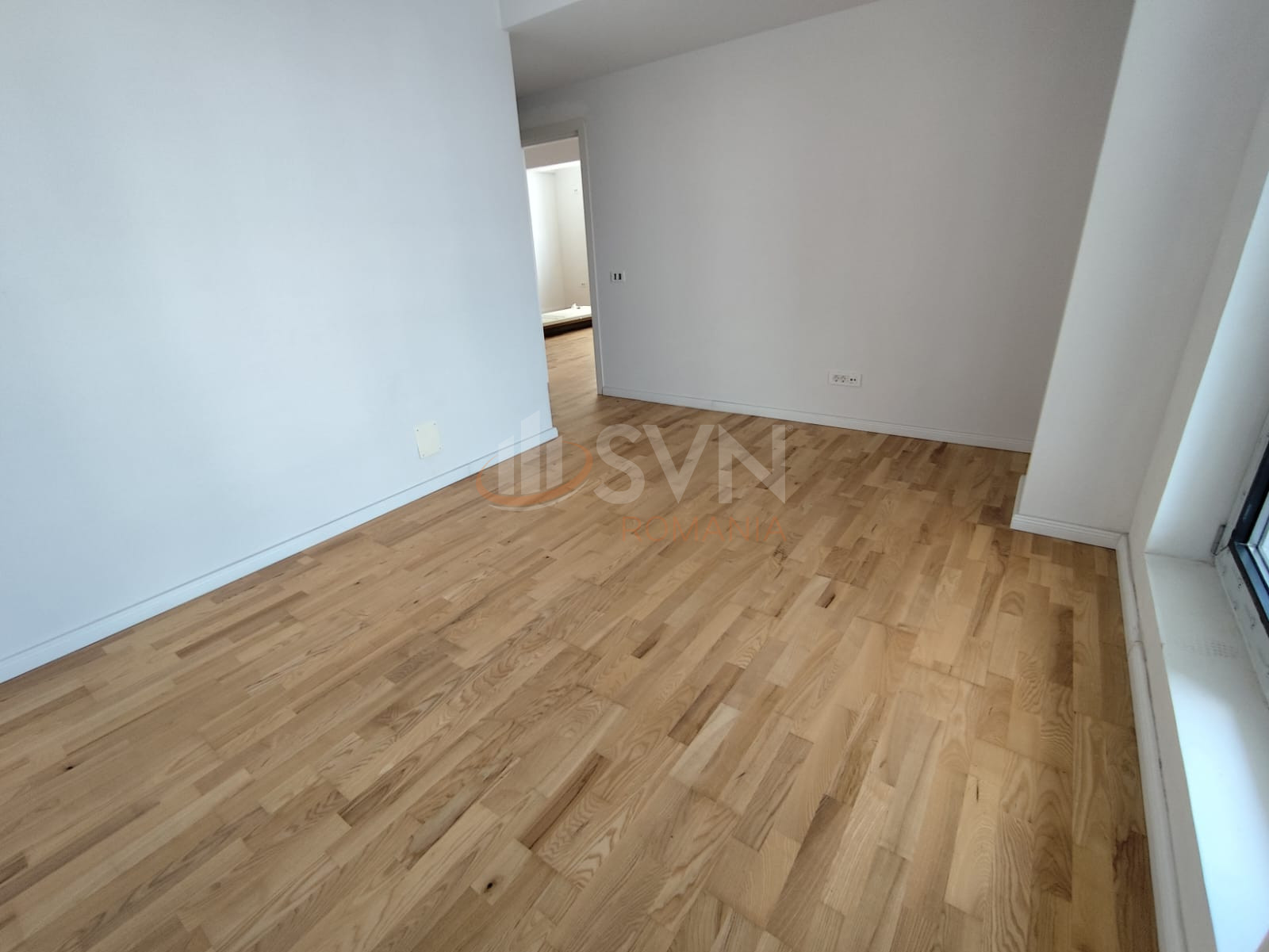 3 camere cu loc parcare exterior inclus Bucuresti/Herastrau