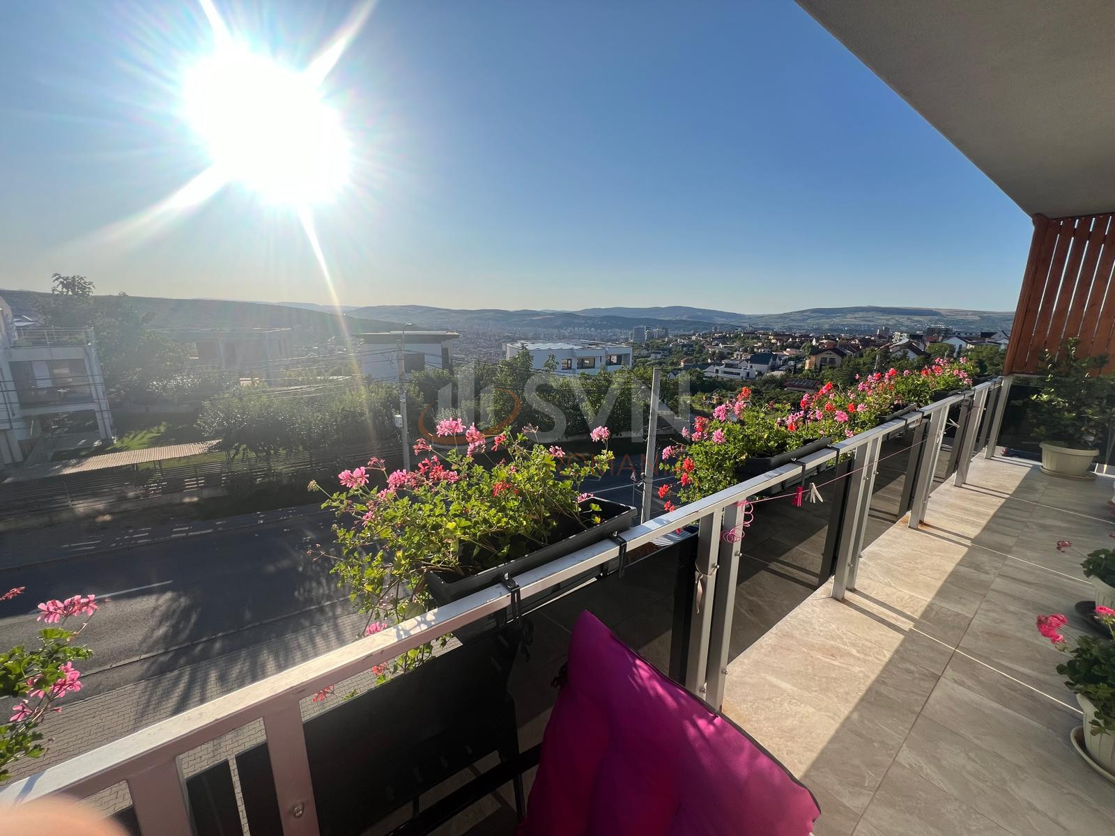 3 camere cu loc parcare exterior inclus Cluj/Europa