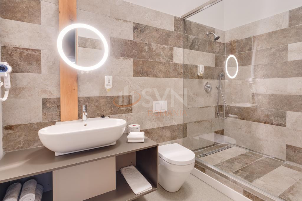 3 camere cu loc parcare exterior inclus Cluj/Piata Mihai Viteazul