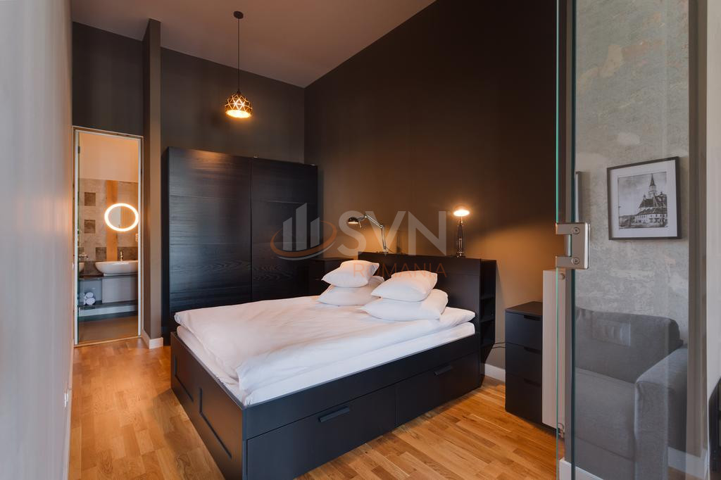 3 camere cu loc parcare exterior inclus Cluj/Piata Mihai Viteazul