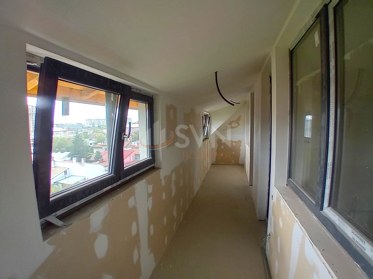 3 camere cu loc parcare exterior inclus Bucuresti/Parcul Carol