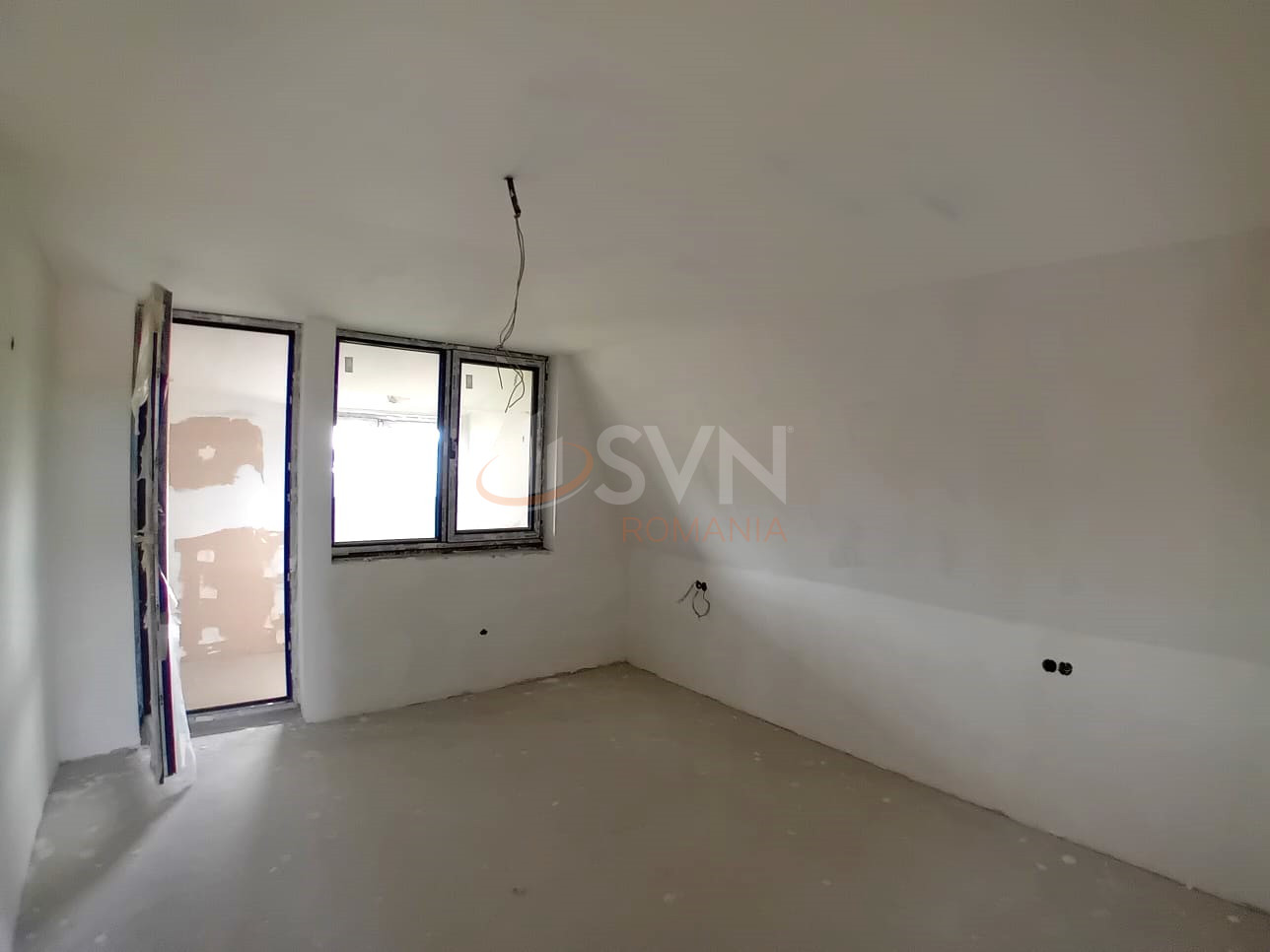 3 camere cu loc parcare exterior inclus Bucuresti/Parcul Carol
