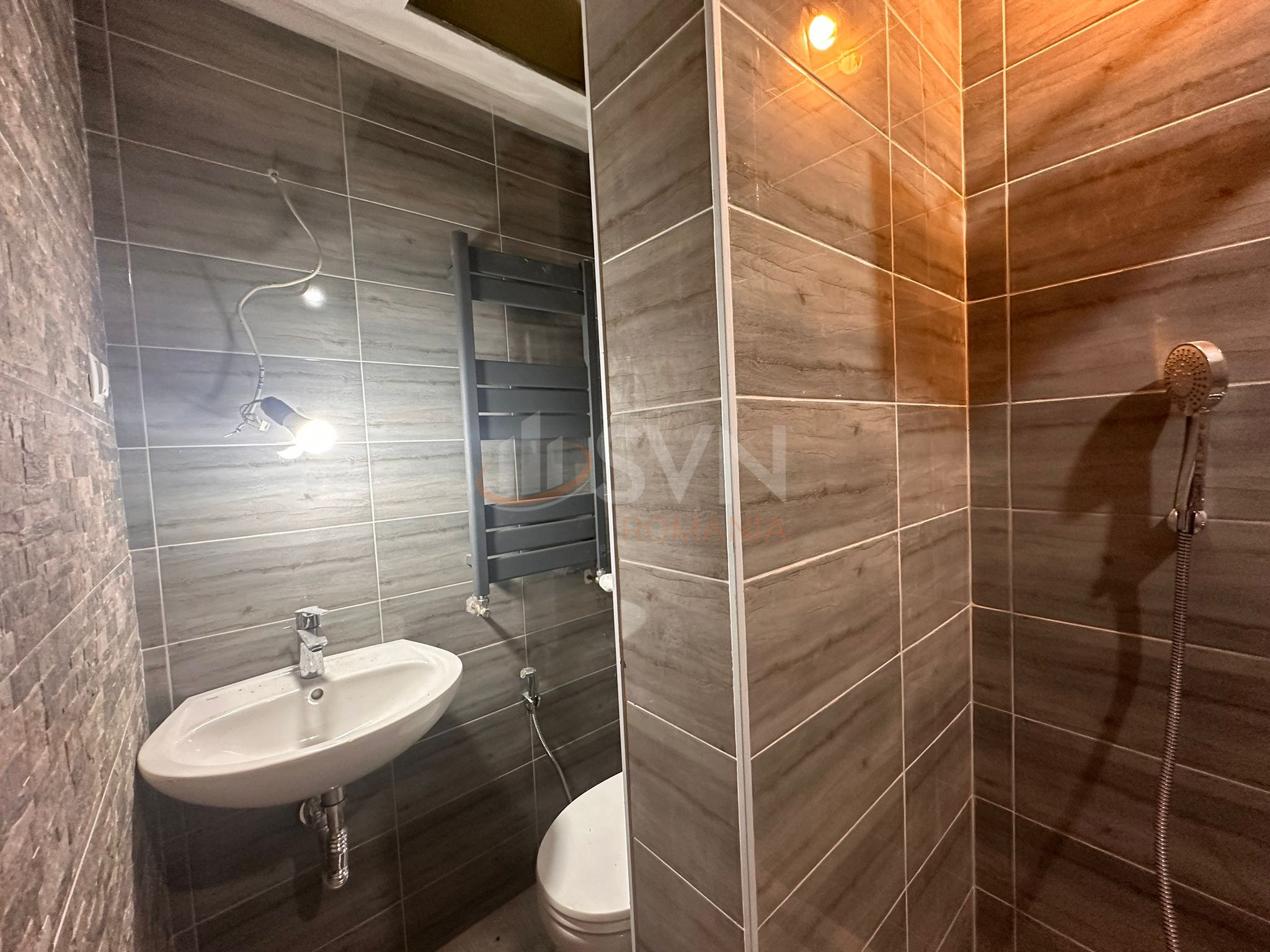 3 camere cu loc parcare exterior inclus Bucuresti/Armeneasca