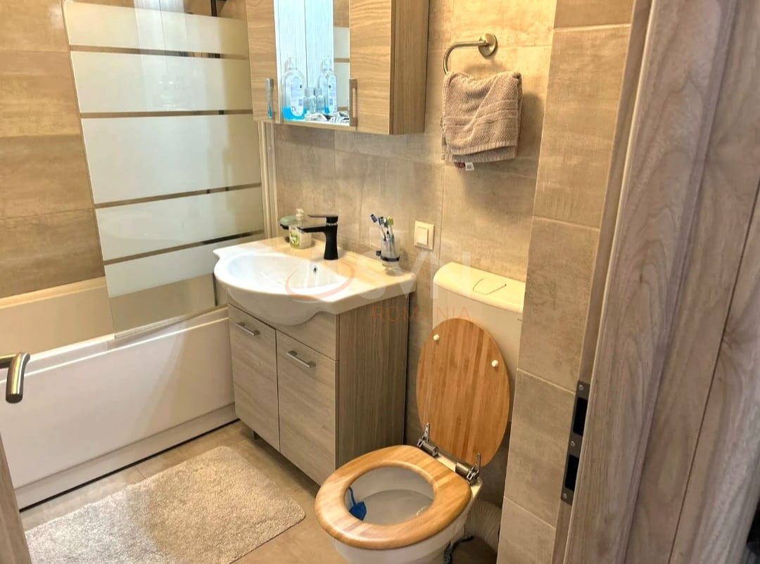 3 camere cu loc parcare exterior inclus Cluj/Centru