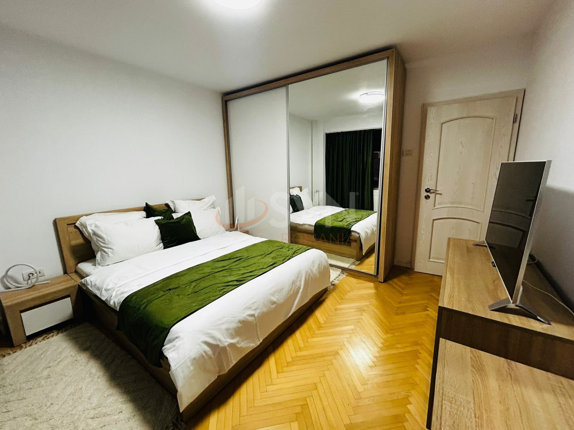 3 camere cu loc parcare exterior inclus Bucuresti/Piata Unirii (s3)