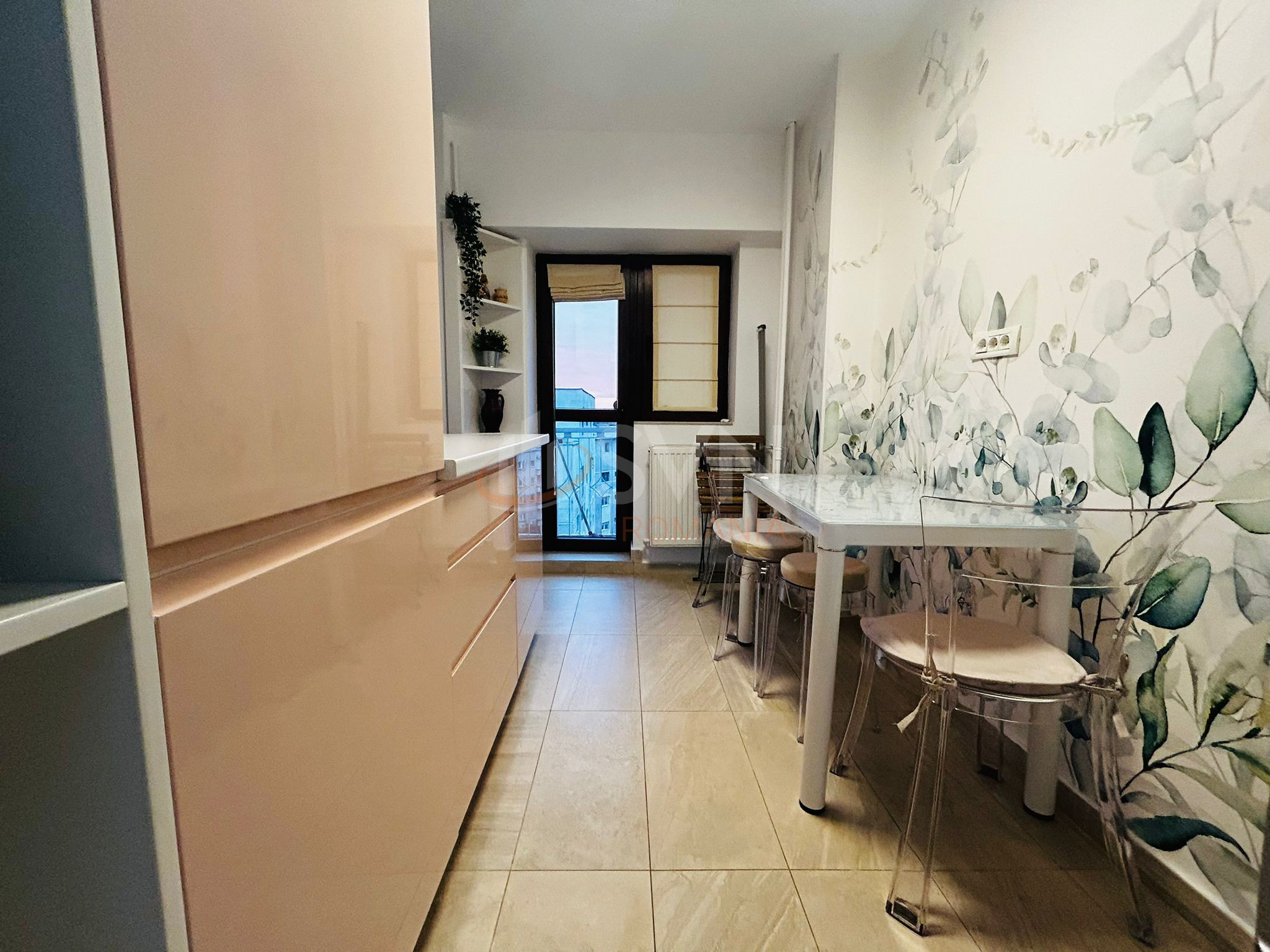 3 camere cu loc parcare exterior inclus Bucuresti/Piata Unirii (s3)