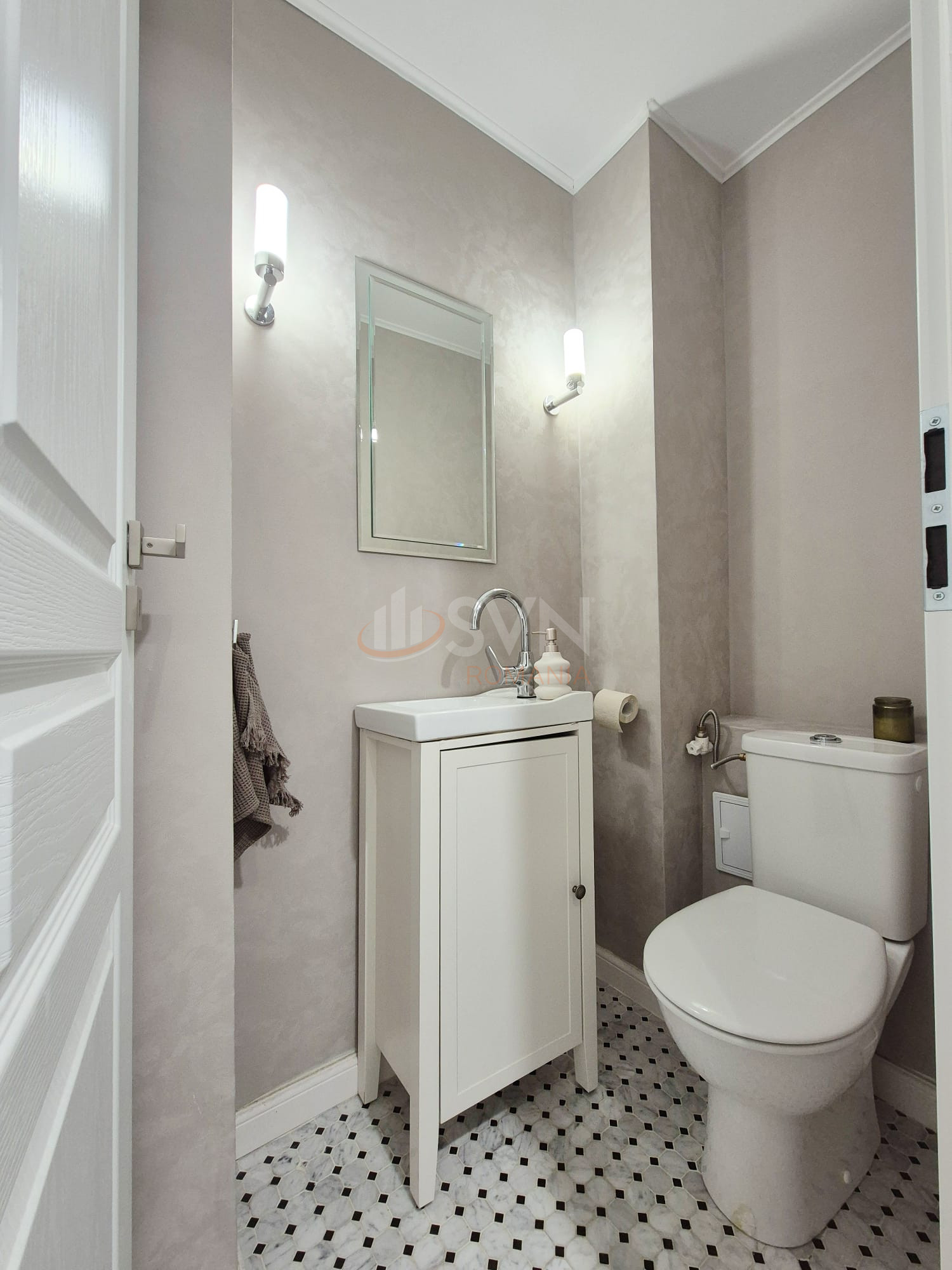 3 camere cu loc parcare exterior inclus Bucuresti/Baneasa