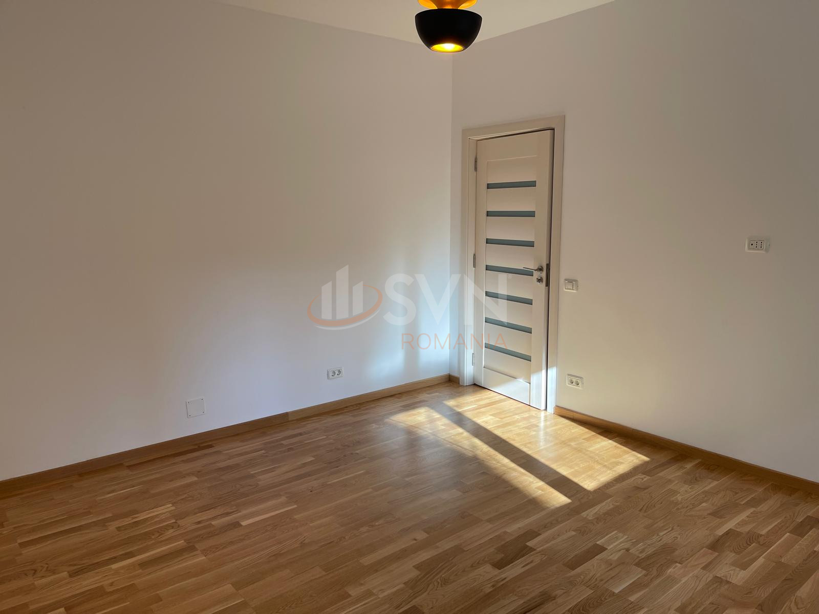 3 camere cu loc parcare exterior inclus Bucuresti/Floreasca