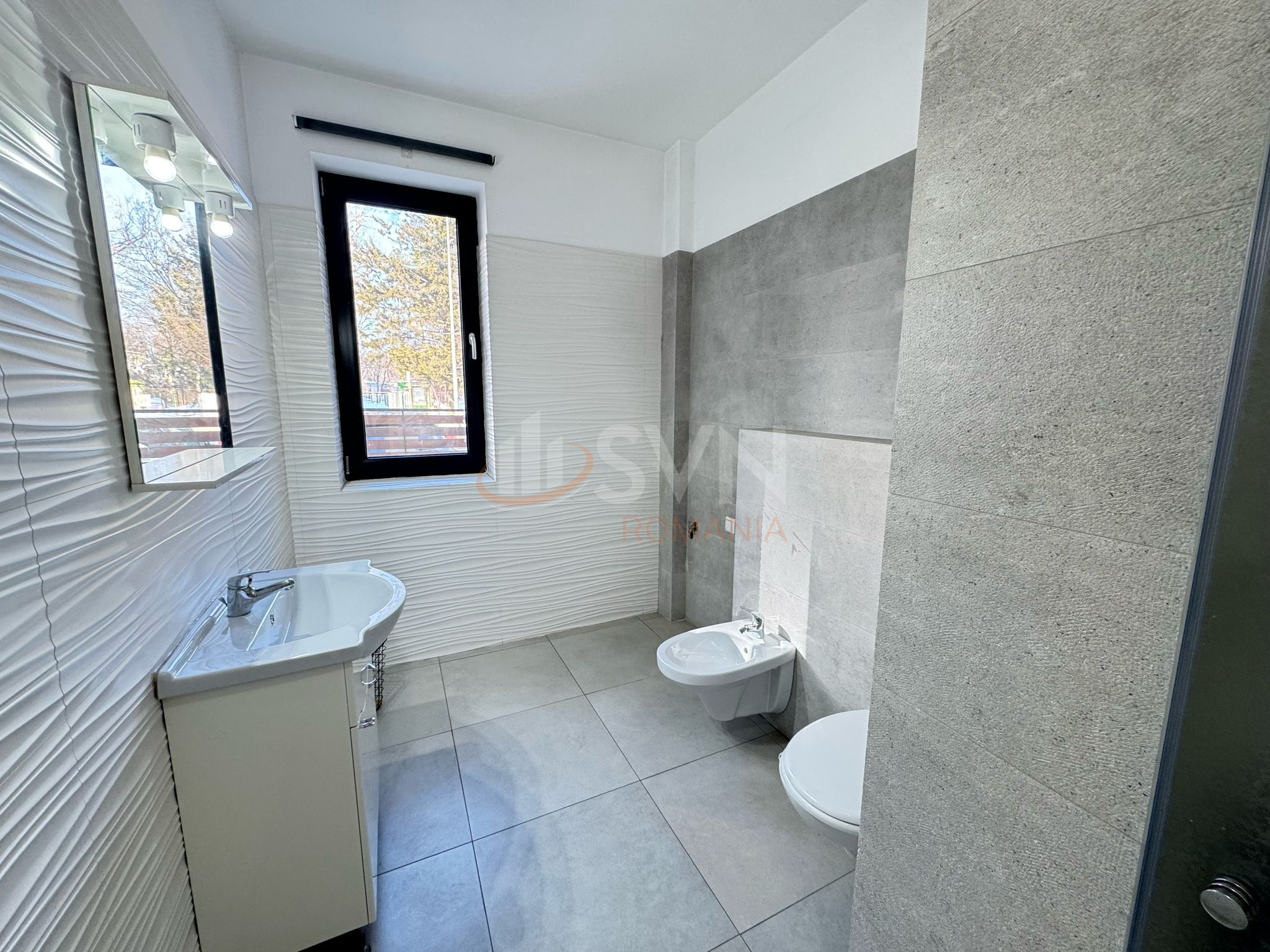 3 camere cu loc parcare exterior inclus Bucuresti/Iancu Nicolae