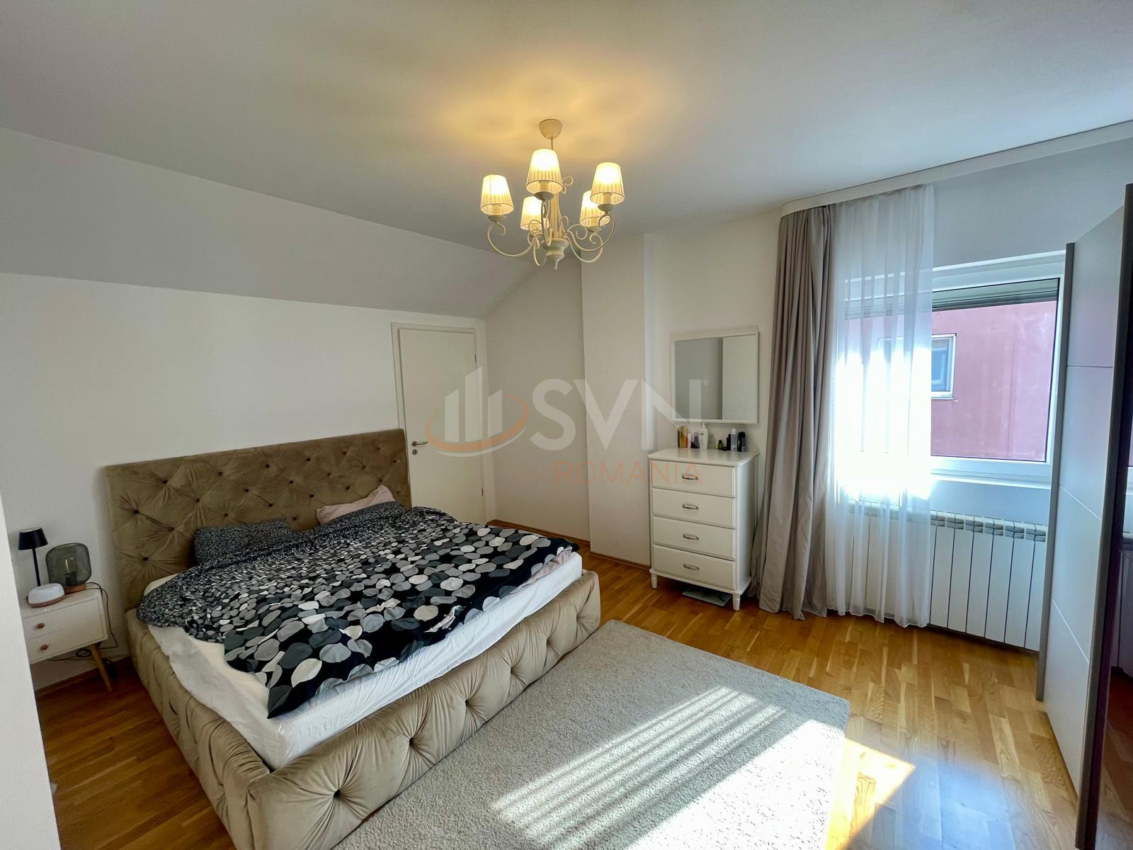 3 camere cu loc parcare exterior inclus Bucuresti/Pipera