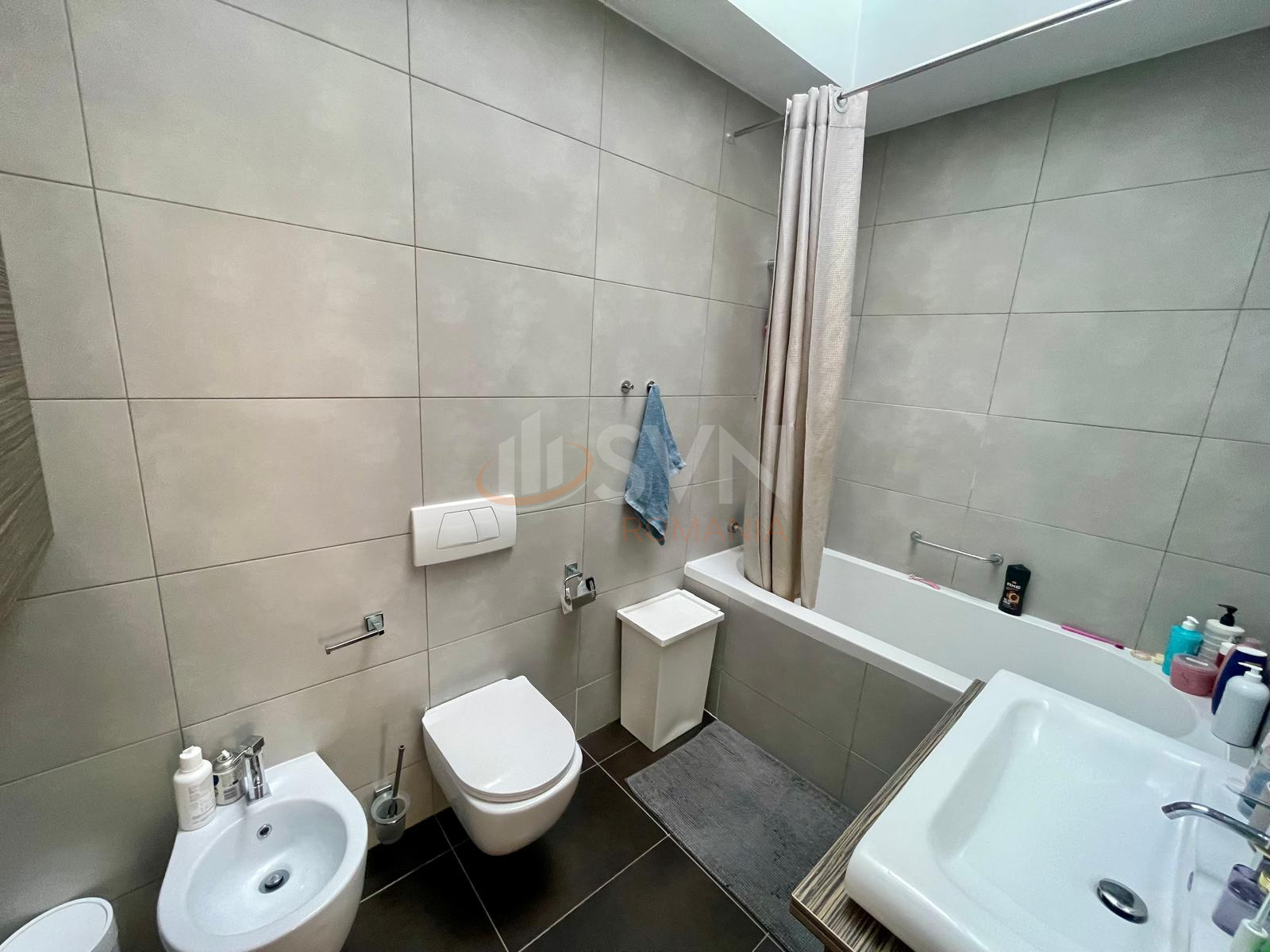 3 camere cu loc parcare exterior inclus Bucuresti/Pipera