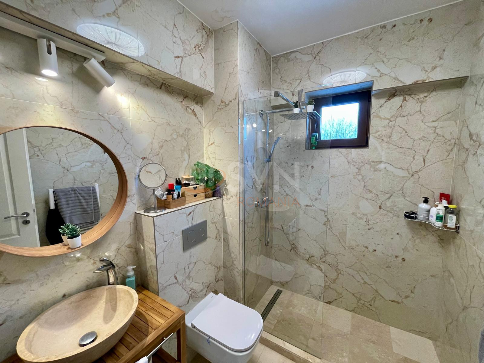 3 camere cu loc parcare exterior inclus Bucuresti/Pipera