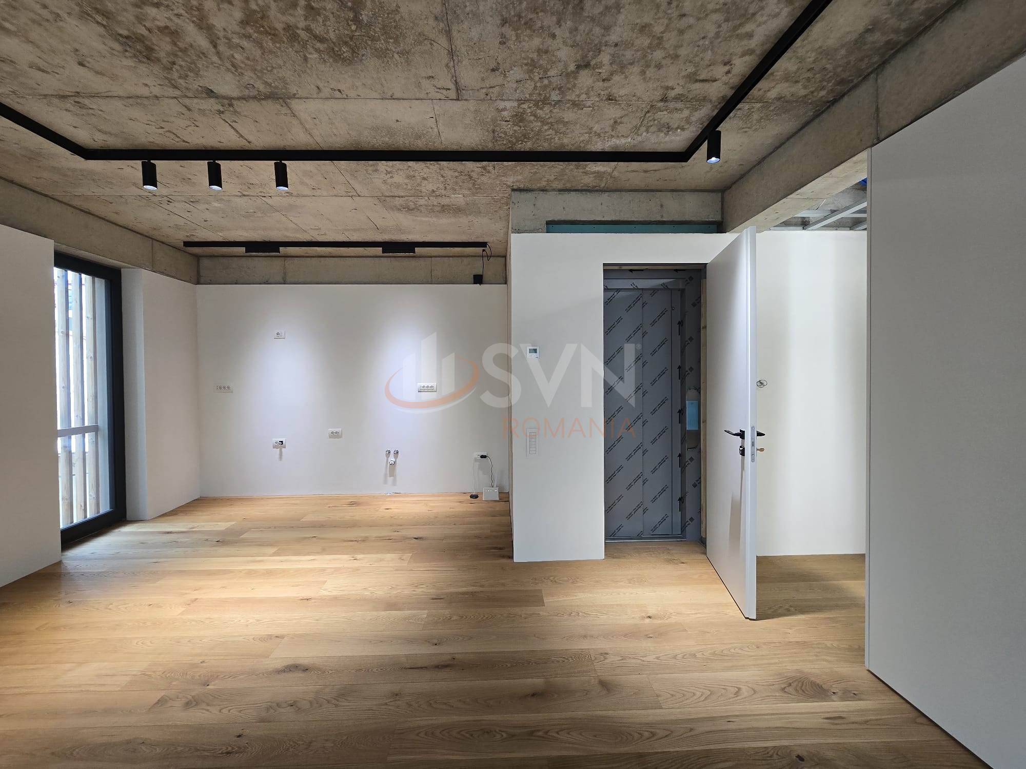 3 camere cu loc parcare exterior inclus Bucuresti/Dorobanti