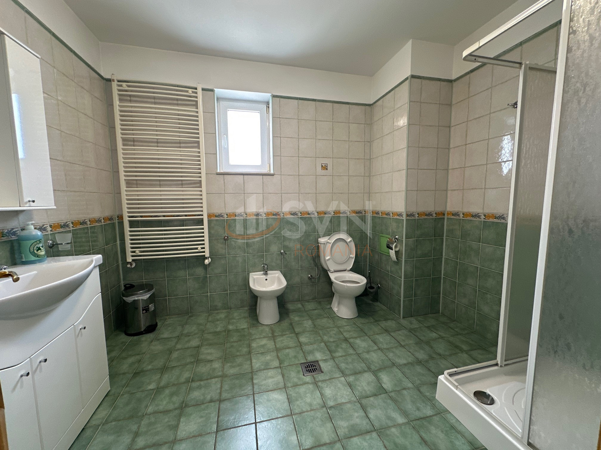 3 camere cu loc parcare exterior inclus Bucuresti/Herastrau