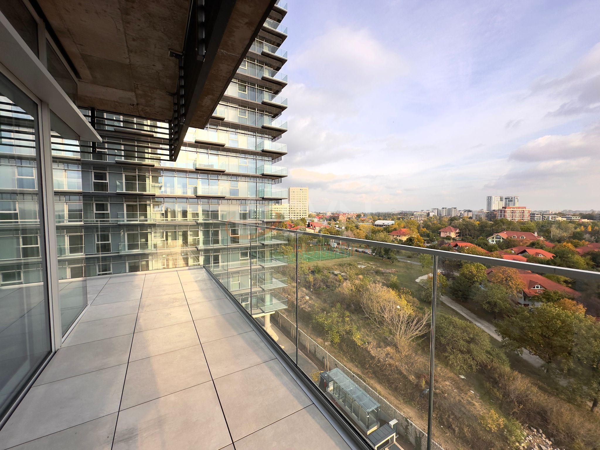 3 camere cu loc parcare subteran inclus Bucuresti/Floreasca