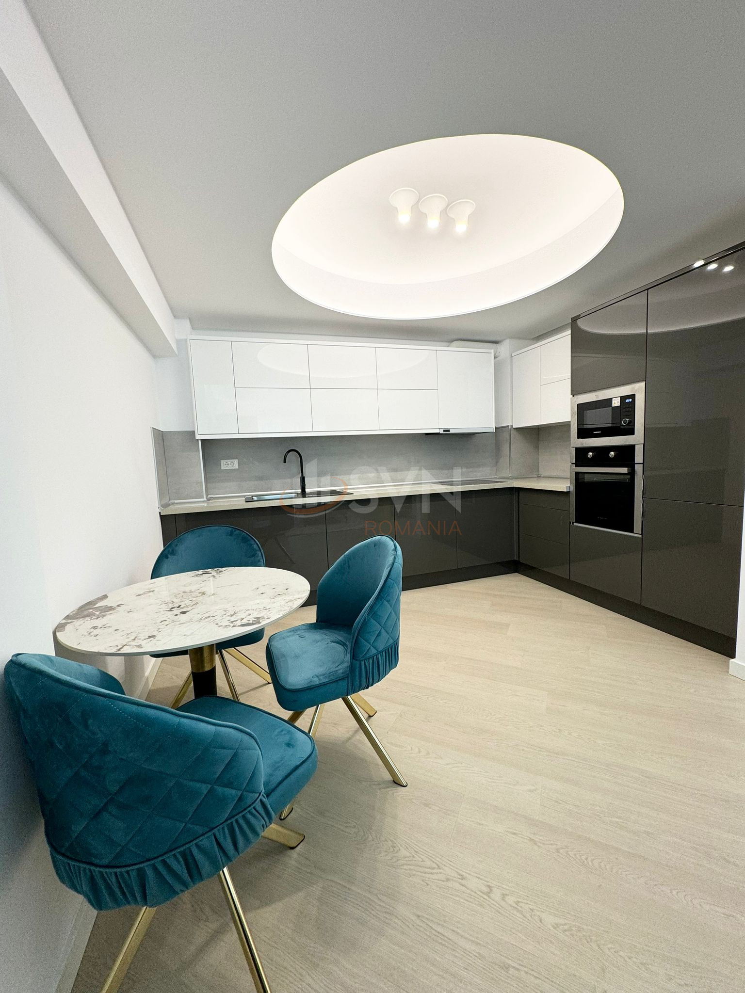 3 camere cu loc parcare subteran inclus Bucuresti/Pipera