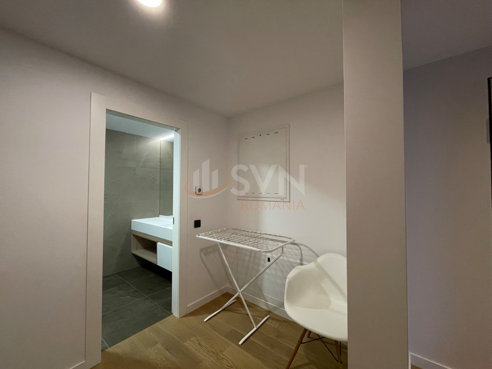 3 camere cu loc parcare subteran inclus Bucuresti/Herastrau