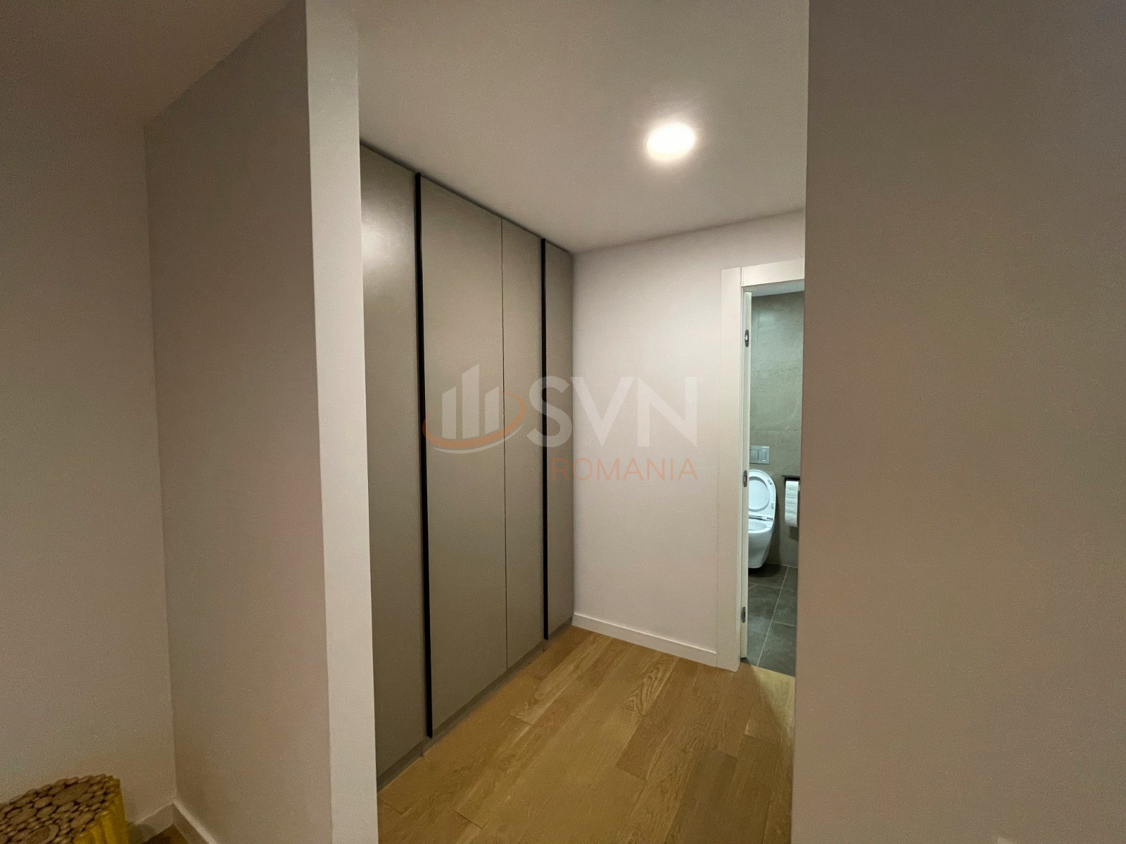 3 camere cu loc parcare subteran inclus Bucuresti/Herastrau