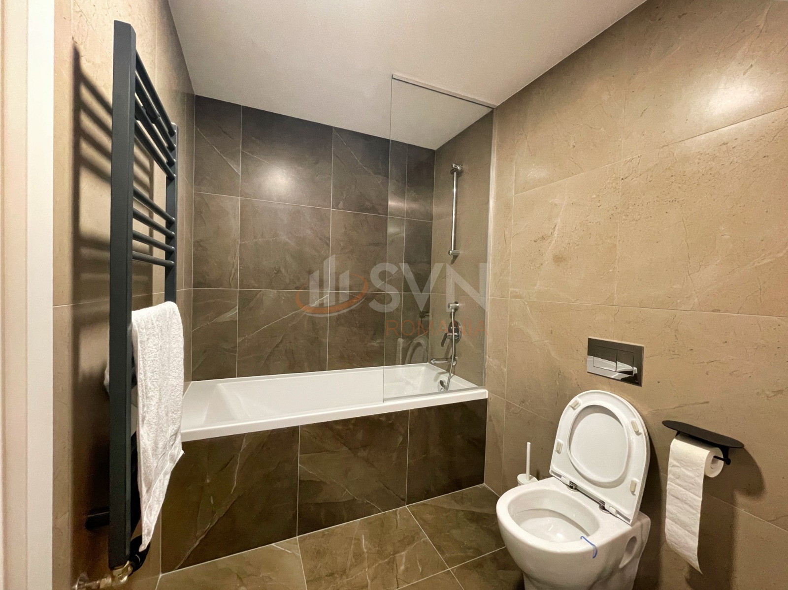 3 camere cu loc parcare subteran inclus Bucuresti/Herastrau