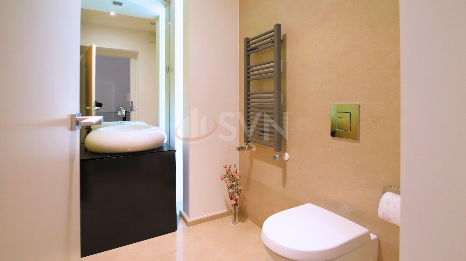 3 camere cu loc parcare subteran inclus Bucuresti/Herastrau