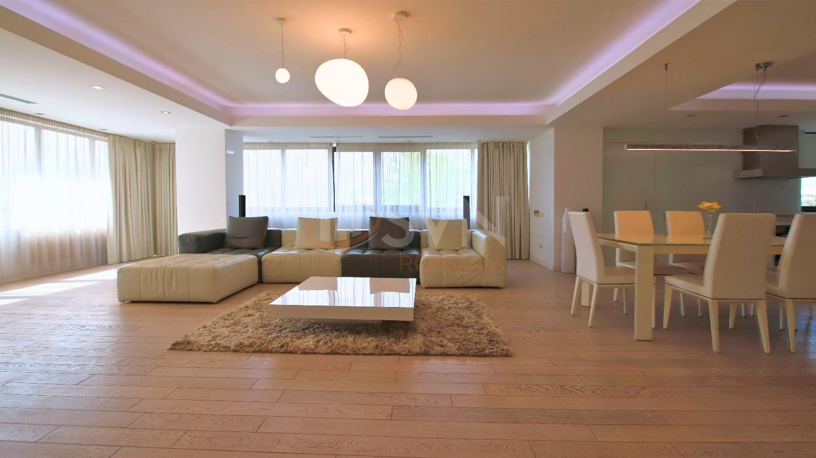 3 camere cu loc parcare subteran inclus Bucuresti/Herastrau