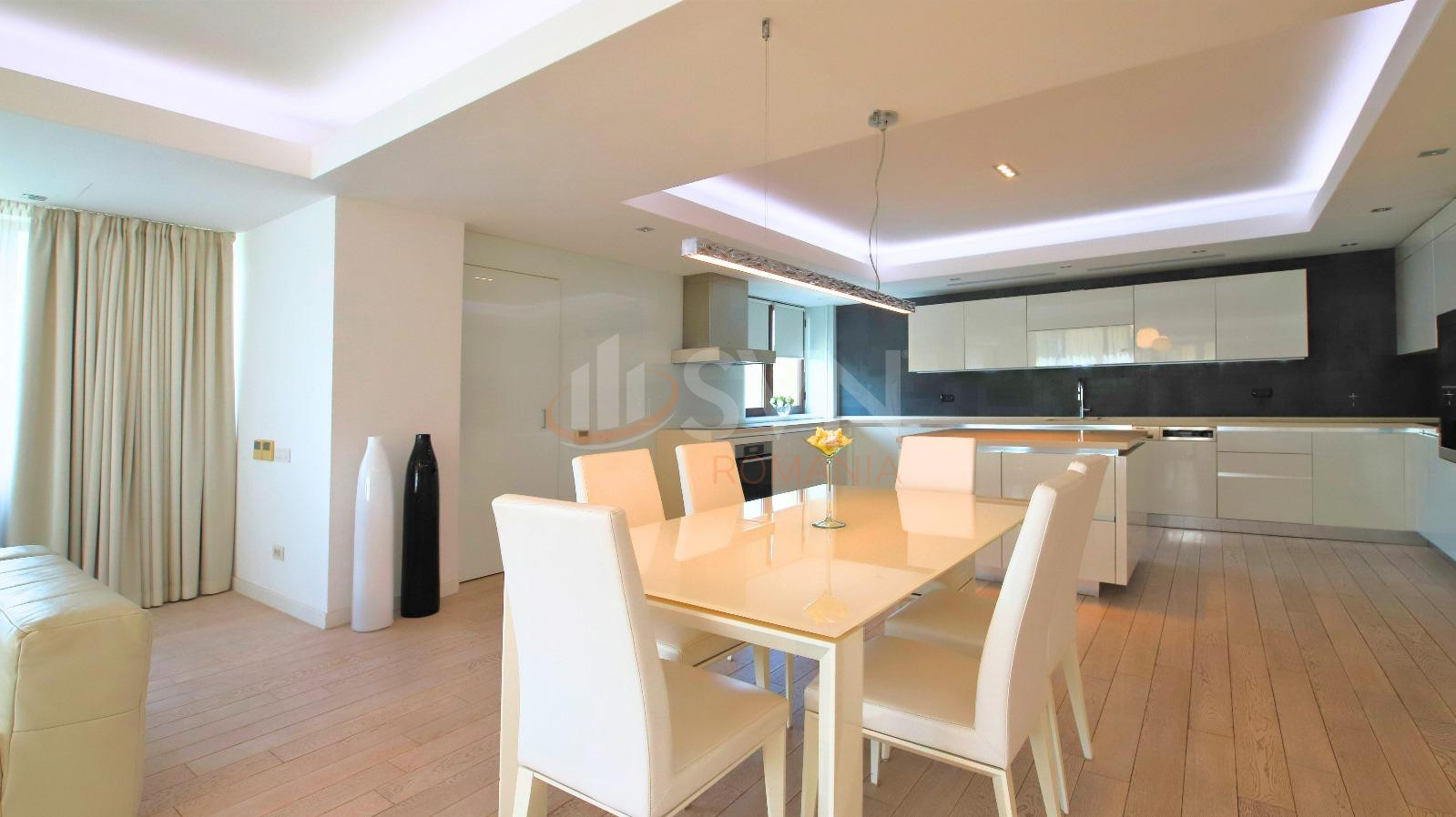 3 camere cu loc parcare subteran inclus Bucuresti/Herastrau