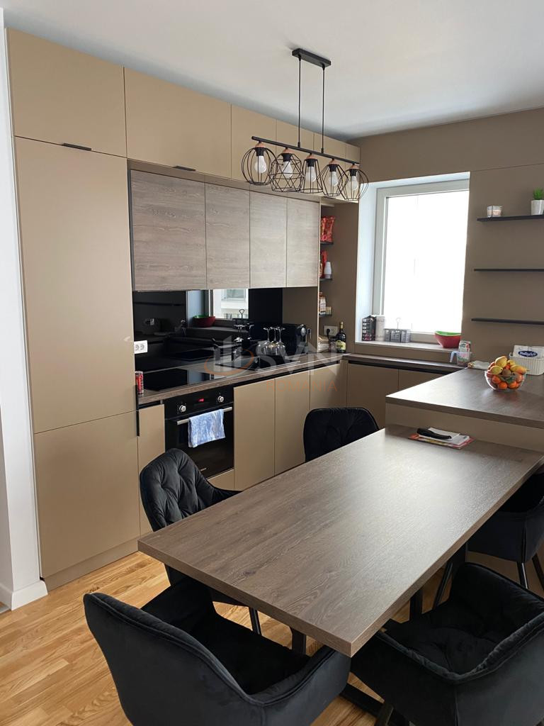 3 camere cu loc parcare subteran inclus Bucuresti/Herastrau