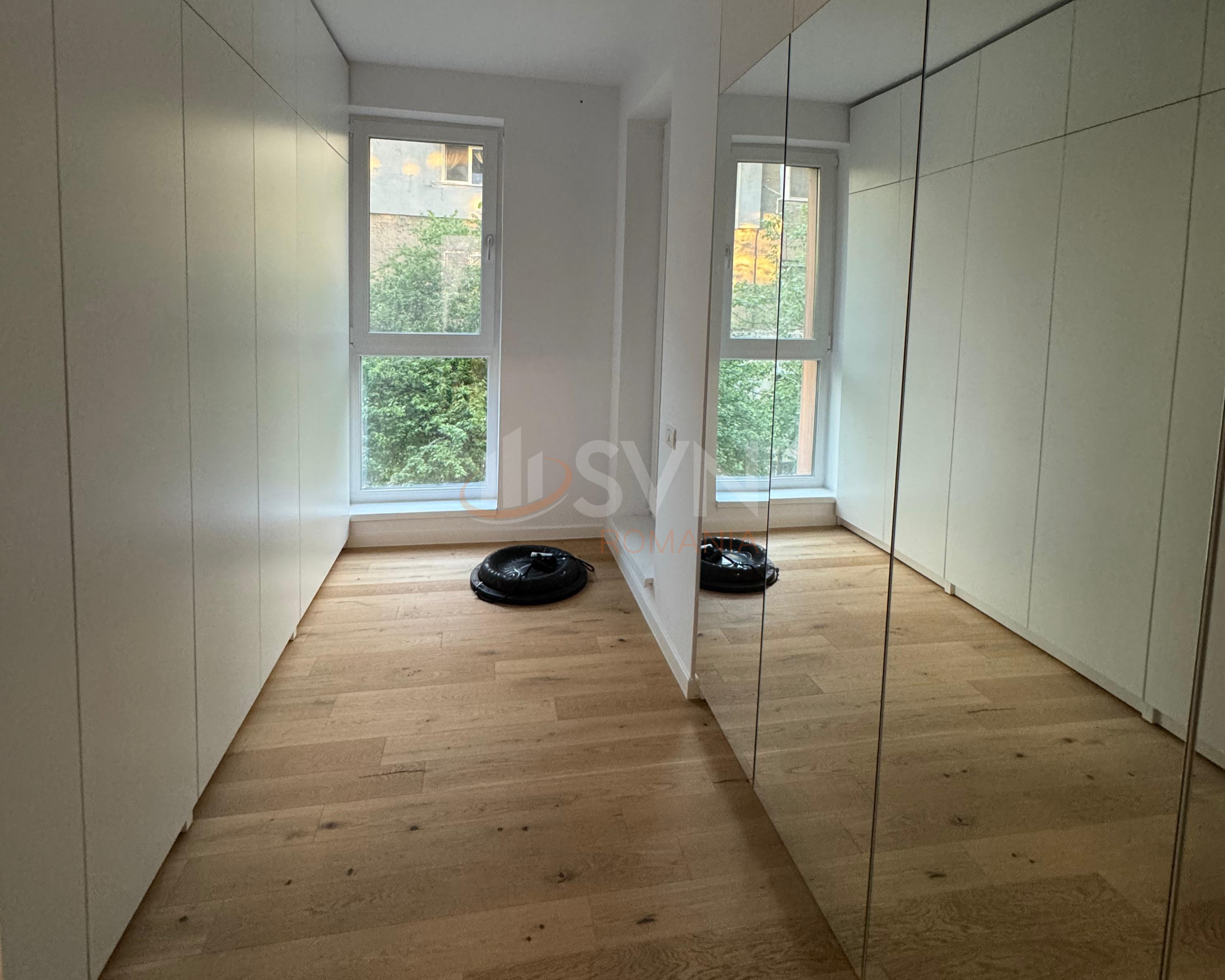 3 camere cu loc parcare subteran inclus Bucuresti/Crangasi