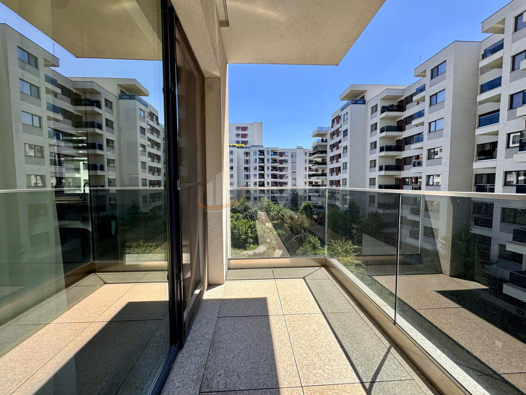 3 camere cu loc parcare subteran inclus Bucuresti/Pipera