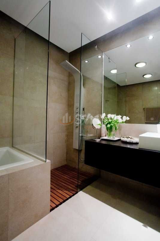3 camere cu loc parcare subteran inclus Bucuresti/Herastrau