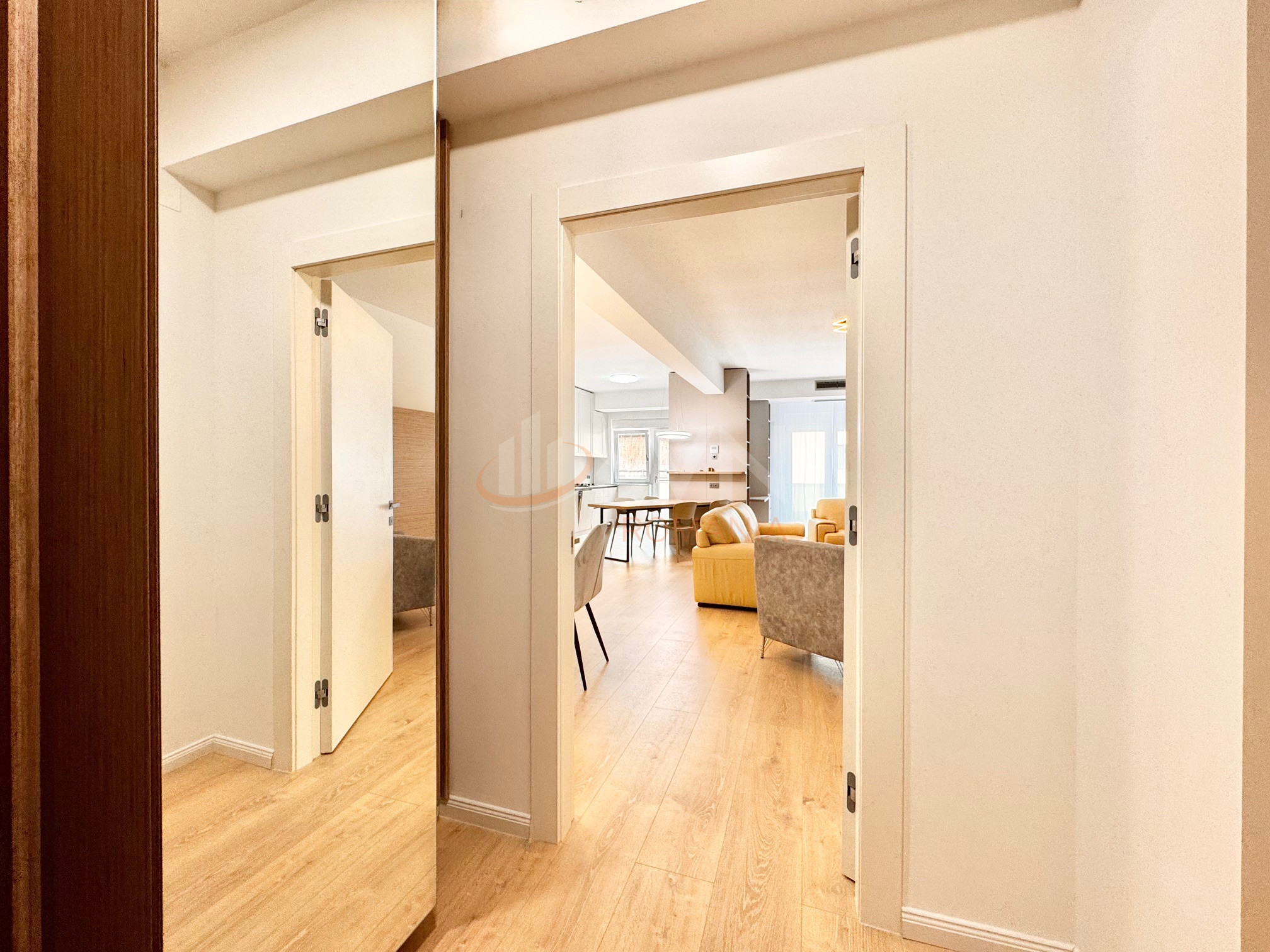 3 camere cu loc parcare subteran inclus Bucuresti/Herastrau