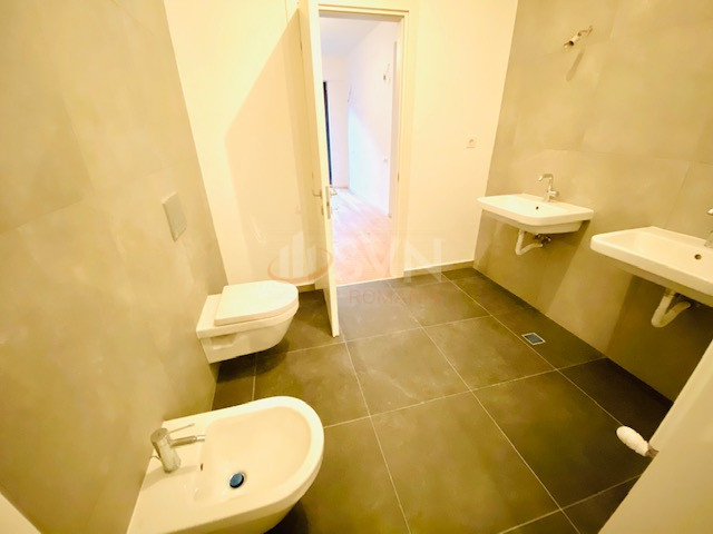 3 camere cu loc parcare subteran inclus Bucuresti/Herastrau