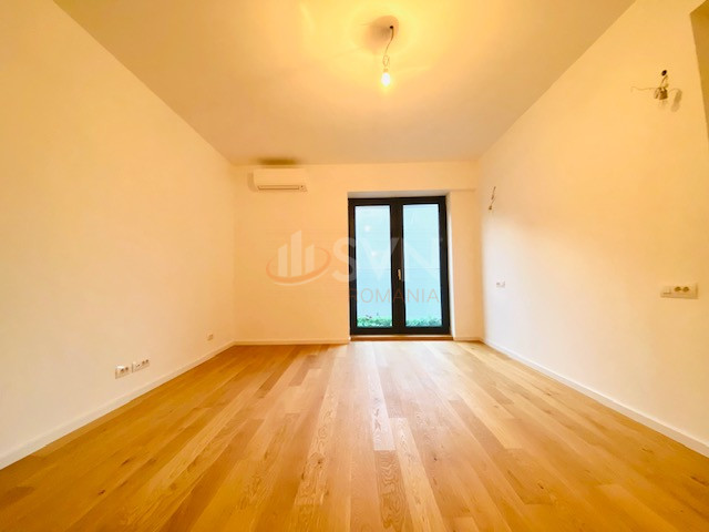 3 camere cu loc parcare subteran inclus Bucuresti/Herastrau