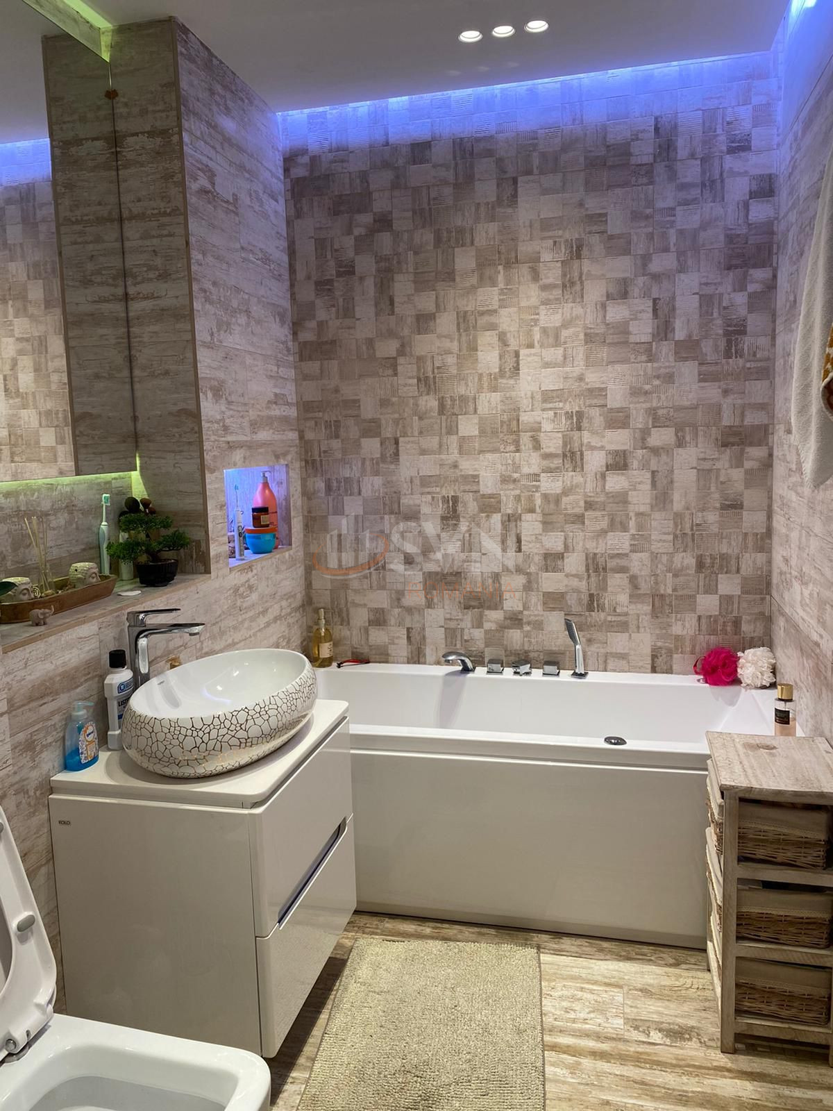 3 camere cu loc parcare subteran inclus Bucuresti/Doamna Ghica