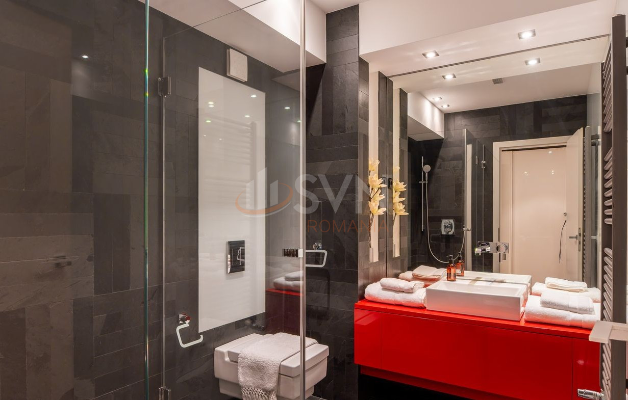 3 camere cu loc parcare subteran inclus Bucuresti/Herastrau