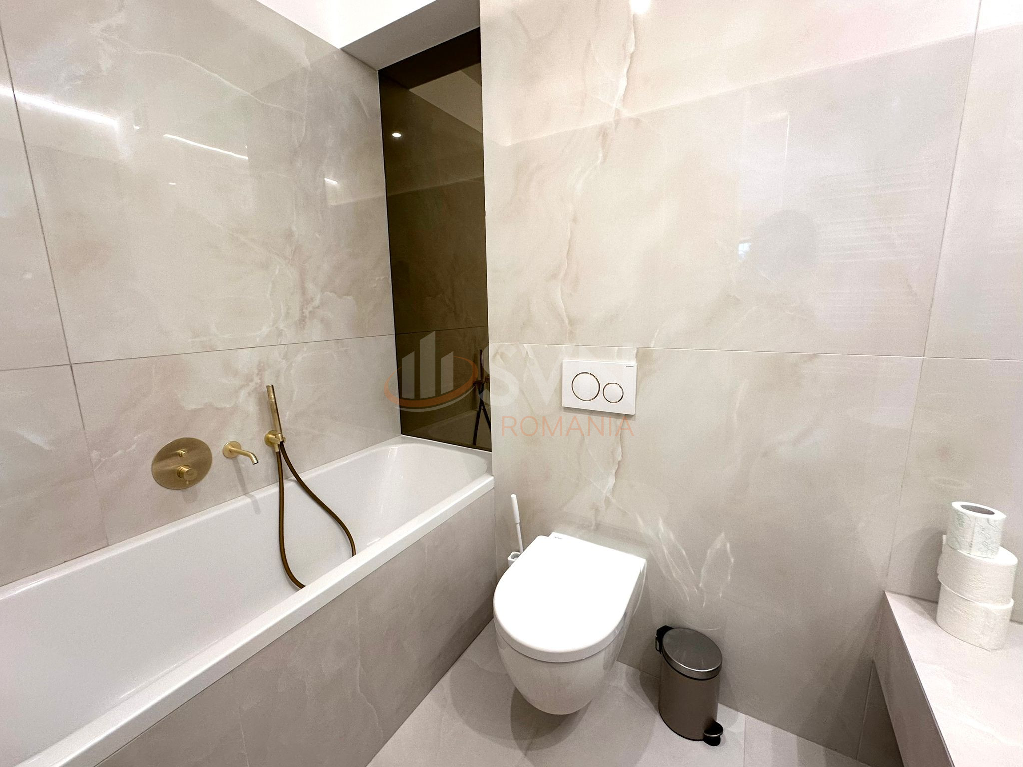 3 camere cu loc parcare subteran inclus Bucuresti/Pipera