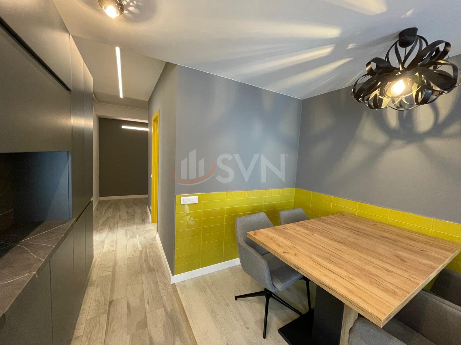 3 camere cu loc parcare subteran inclus Bucuresti/Calea Victoriei